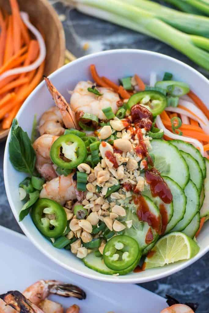 Lemongrass Shrimp Bowls with Vermicelli and Veggies | Foodology Geek