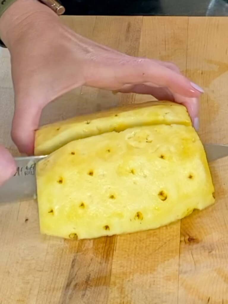 How To Cut A Pineapple - Foodology Geek